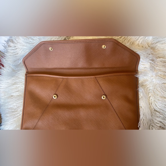 Michael Kors Slim Sleeve For Laptop, Macbook 11" or iPad Brown Leather - Picture 4 of 5